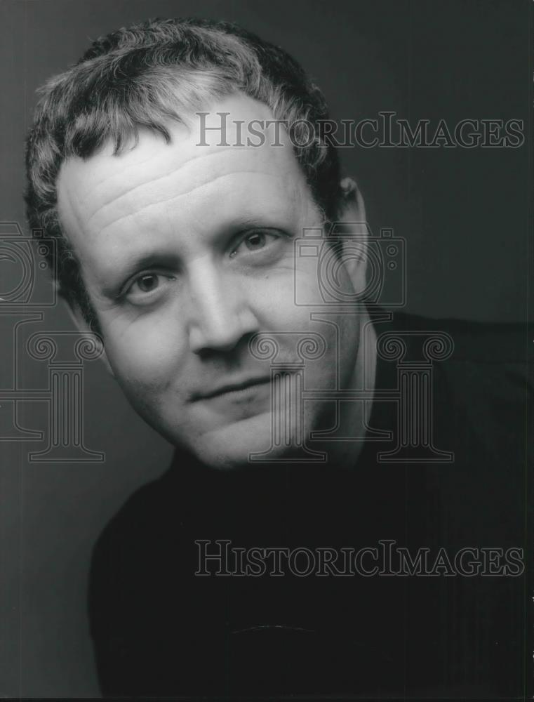 1996 Press Photo Gary Briggle Artistic Director Lyric Opera Cleveland - Historic Images