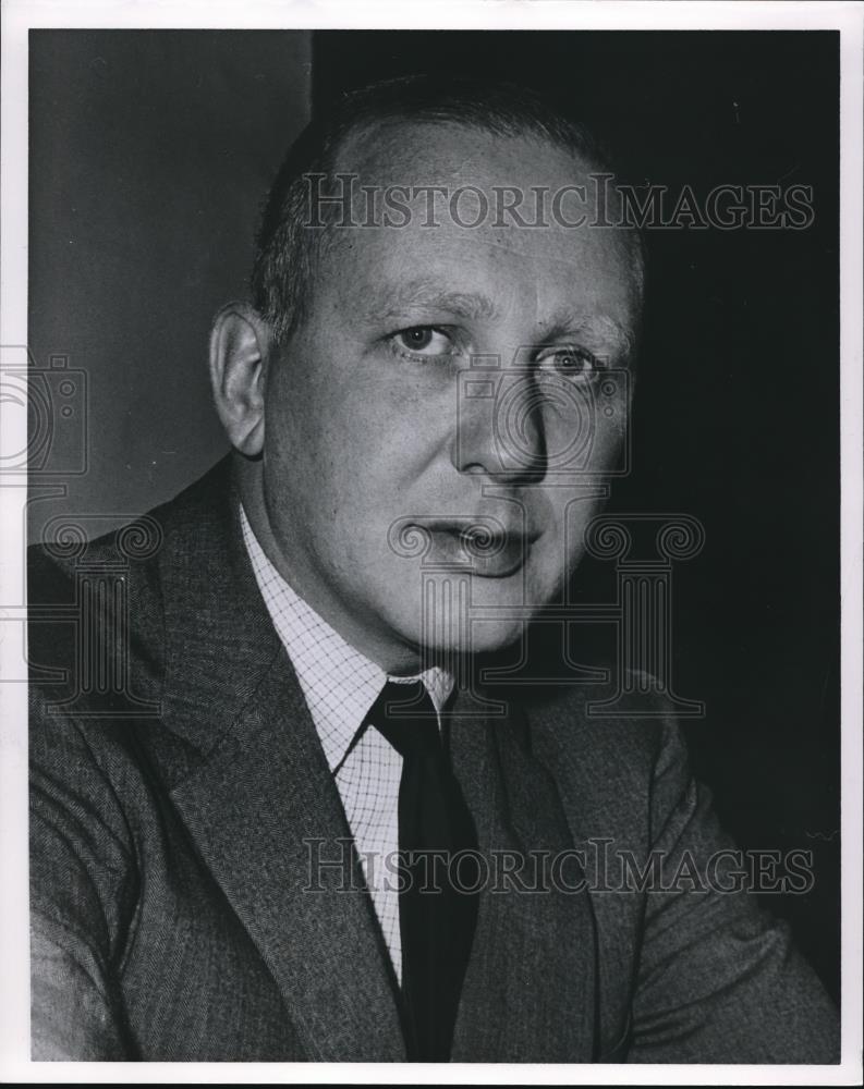 Press Photo Benjamin Burton TV Executive Producer at 20th Century - cvp00905 - Historic Images