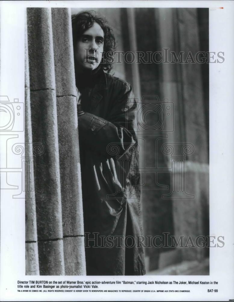 1989 Press Photo Tim Burton Director on set of Batman - cvp07068 - Historic Images