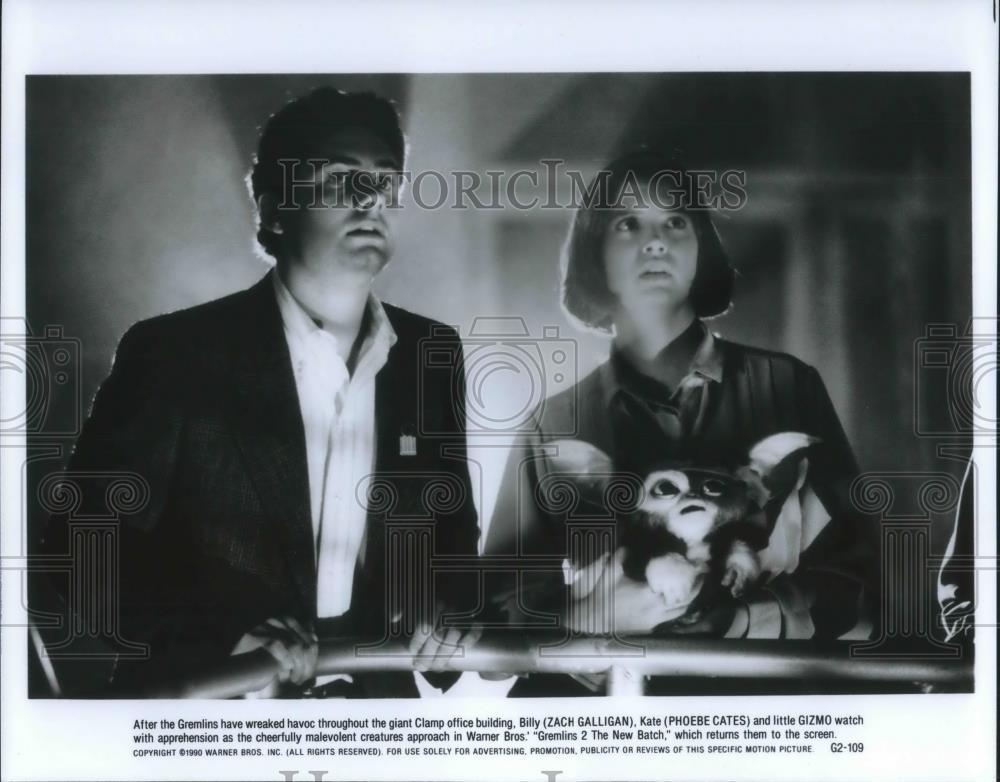1990 Press Photo Zach Galligan and Phoebe Cates in Gremlins 2 The New Batch - Historic Images