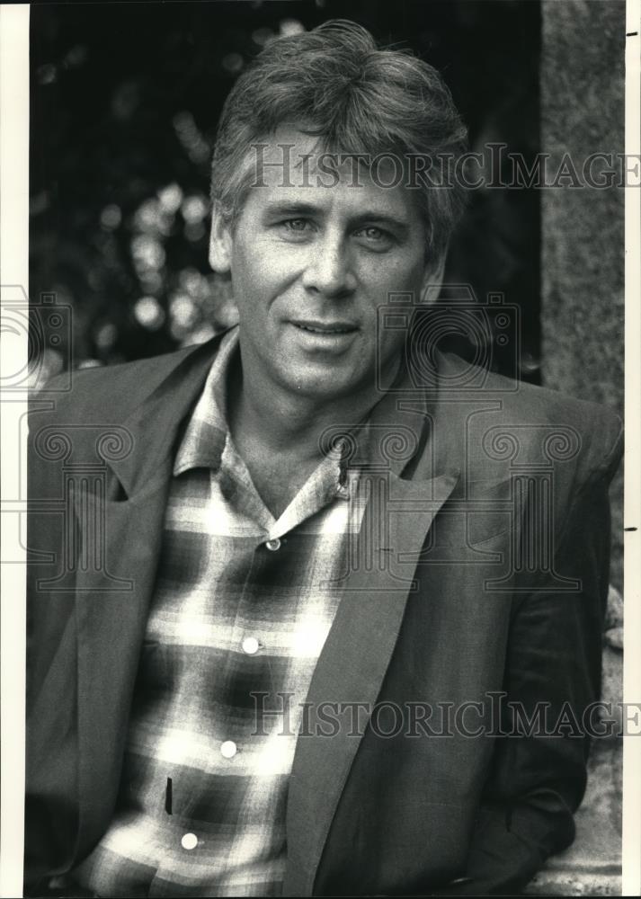 1987 Press Photo Barry Bostwick - cvp00935 - Historic Images