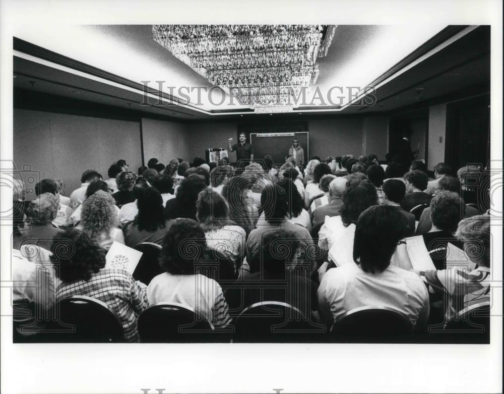 1989 Press Photo Wheel of Fortune Tryouts - cvp19243 - Historic Images