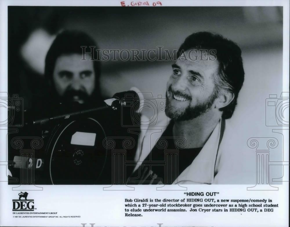 1987 Press Photo Bob Giraldi Director Of Hiding Out - cvp14587 - Historic Images