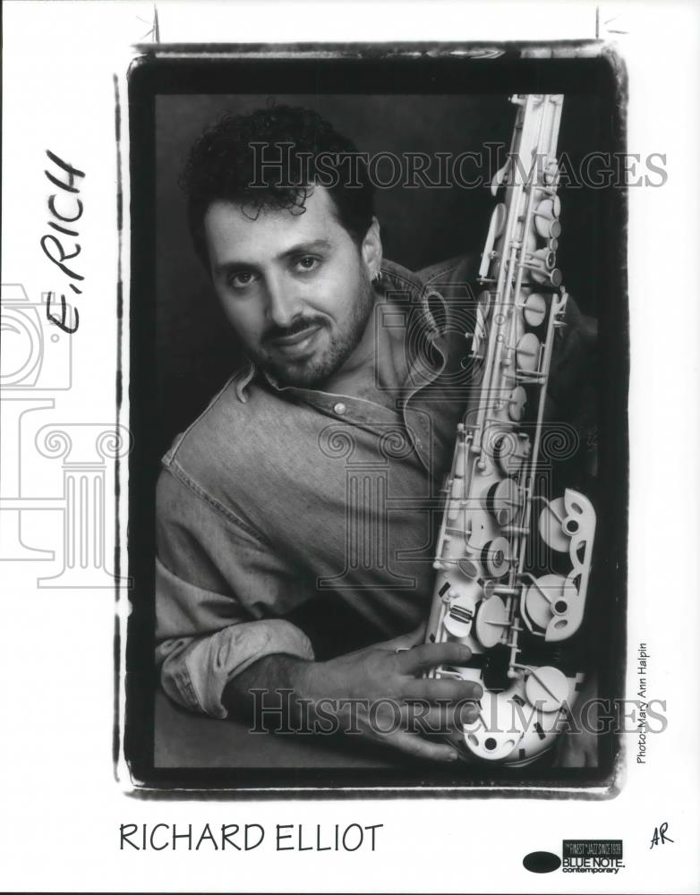 1996 Press Photo Richard Elliott Musician - cvp04604 - Historic Images