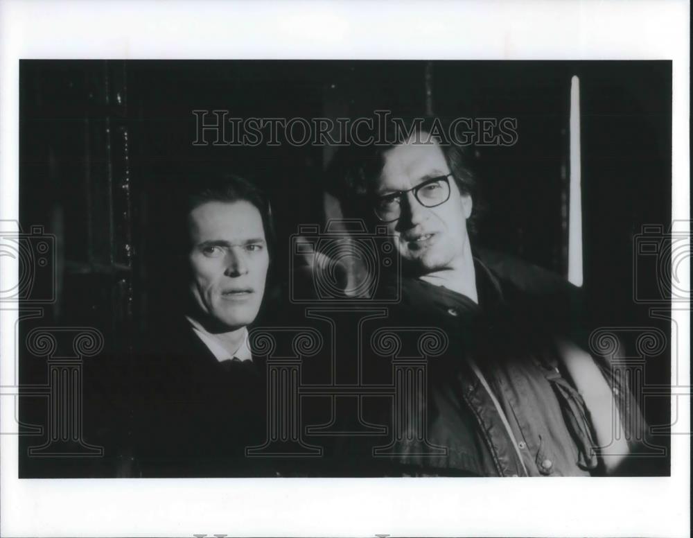 1994 Press Photo Willem Dafoe in Far Away - cvp01972 - Historic Images