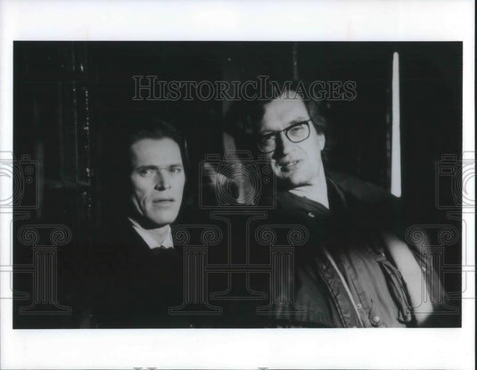 1994 Press Photo Willem Dafoe in Far Away - cvp01972 - Historic Images