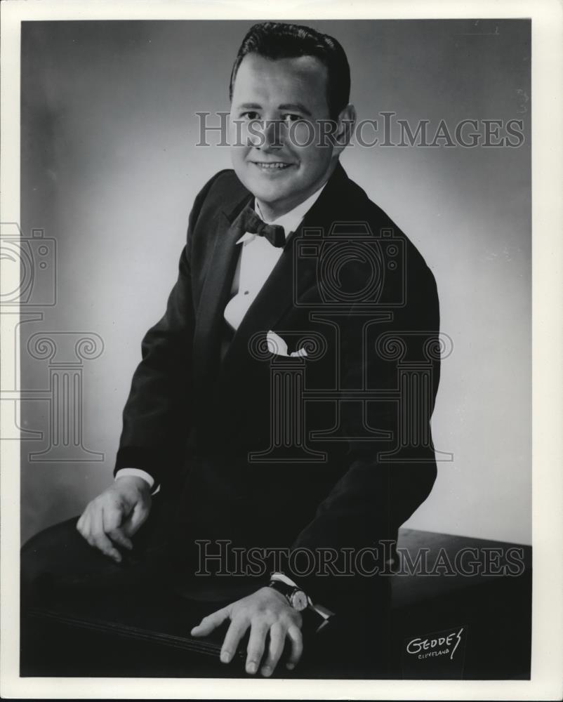1966 Press Photo William C. Boehm Cleveland Singer - cvp01239 - Historic Images