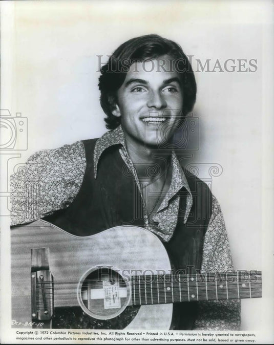 1972 Press Photo Edward Albert Music Artist known for Butterflies Are Free - Historic Images