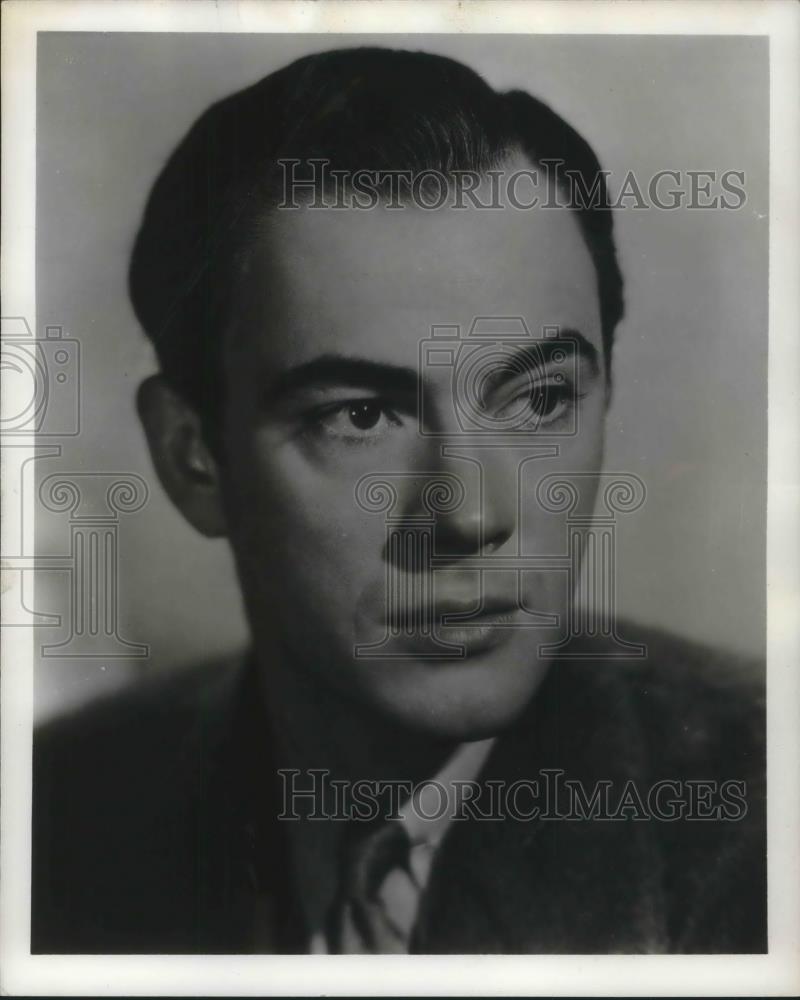 1949 Press Photo John Beal stars in Something's Got to Give - cvp05353 - Historic Images