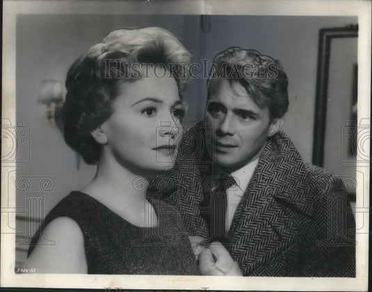 1959 Press Photo Olivia De Haviland & Dick Begarde - cvp03091 - Historic Images