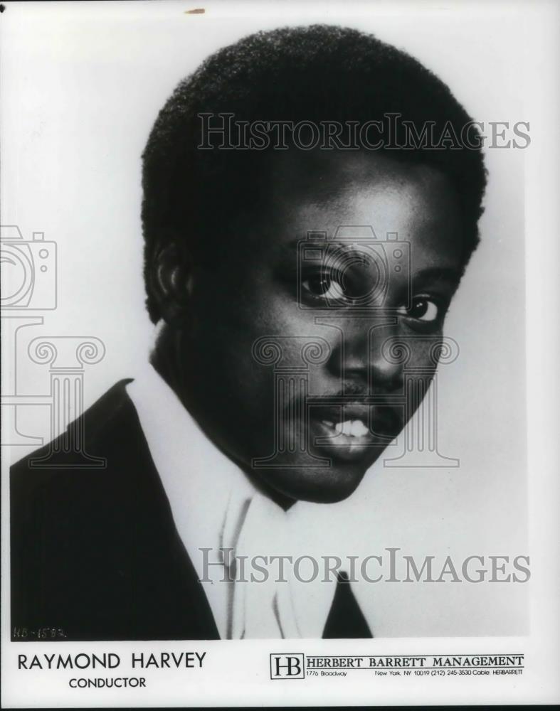 1989 Press Photo Raymond Harvey Conductor - cvp16948 - Historic Images