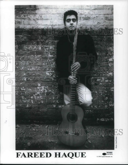 1994 Press Photo Fareed Haque Classical Jazz Fusion Guitar Virtuoso - cvp15986 - Historic Images