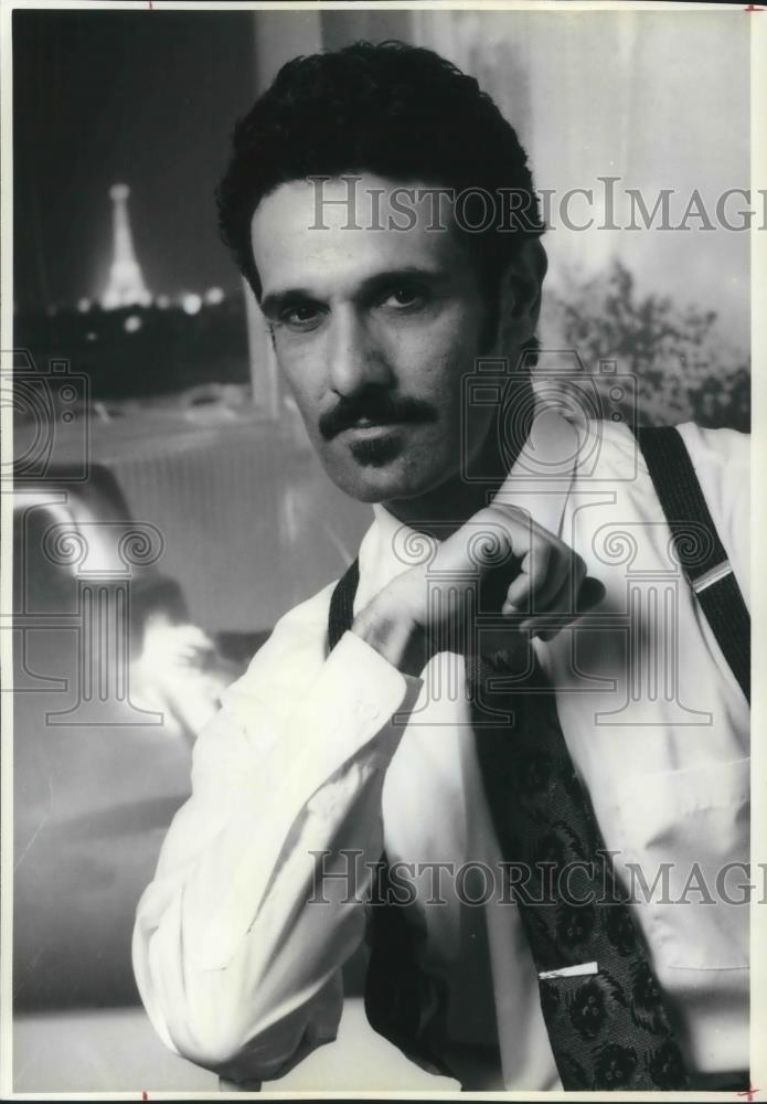 1992 Press Photo Anthony Crivello - cvp04704 - Historic Images