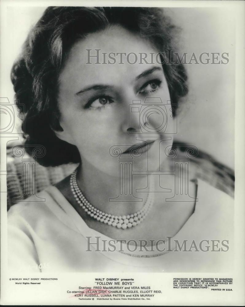 1967 Press Photo Lillian Gish stars in Follow Me Boys - cvp13694 - Historic Images