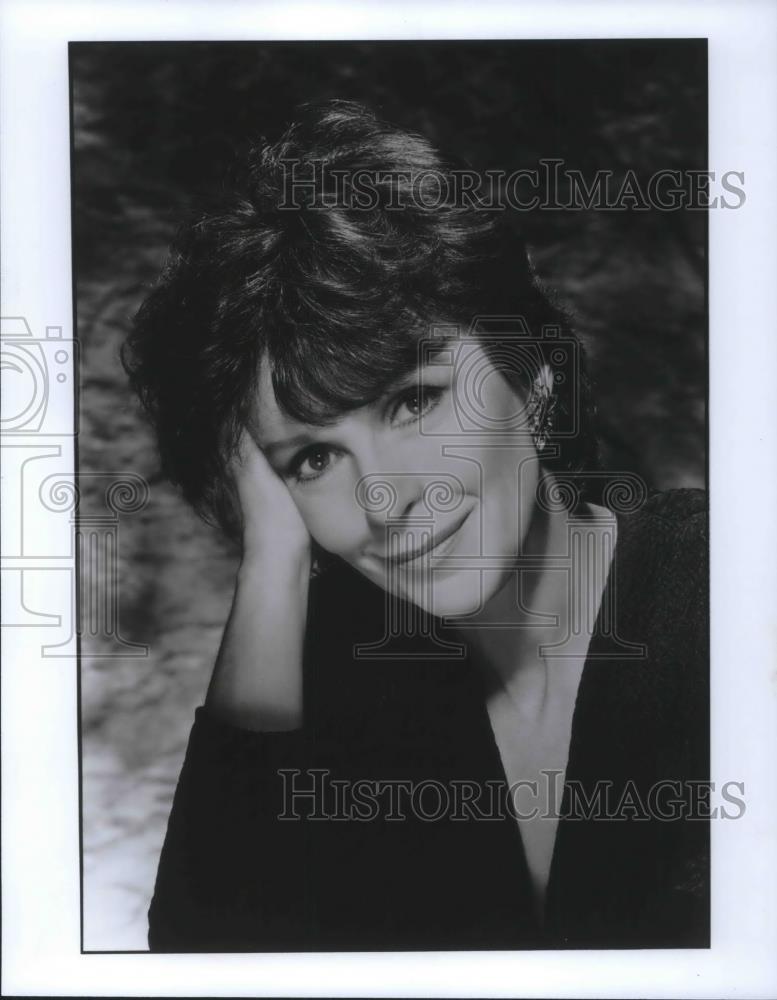 1993 Press Photo Claire Bloom in Sisters, Wives and Daughters Play - cvp03028 - Historic Images