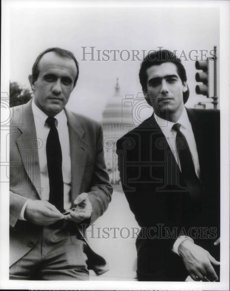 1989 Press Photo JOnathan Banks Ken Wahl Wiseguy - cvp18888 - Historic Images