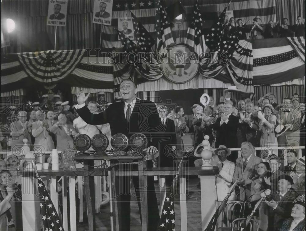 1960 Press Photo Ralph Bellamy in Sunrise at Campobello - cvp06748 - Historic Images