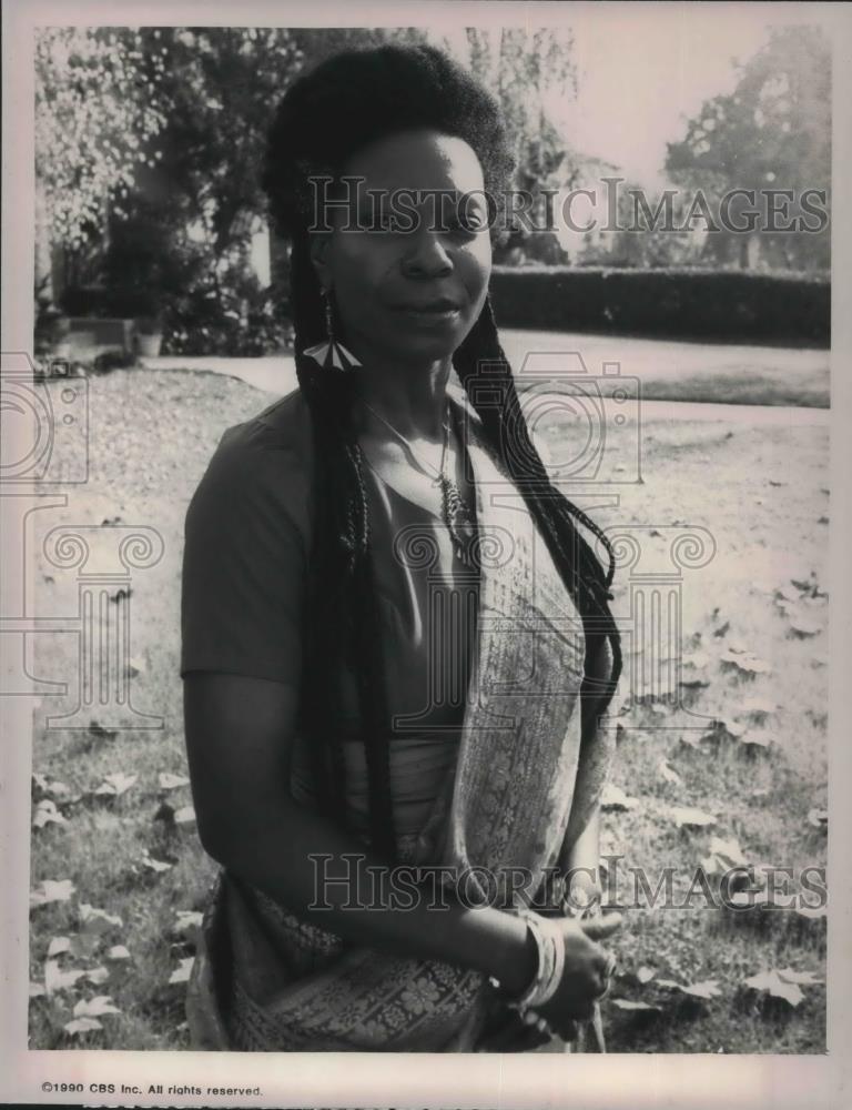 1990 Press Photo Whoopi Goldberg in My Past is My Own - cvp09724 - Historic Images