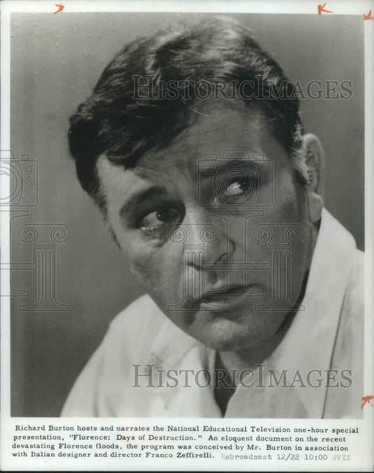 1980 Press Photo Richard Burton host of Florence: Days of Destruction - Historic Images