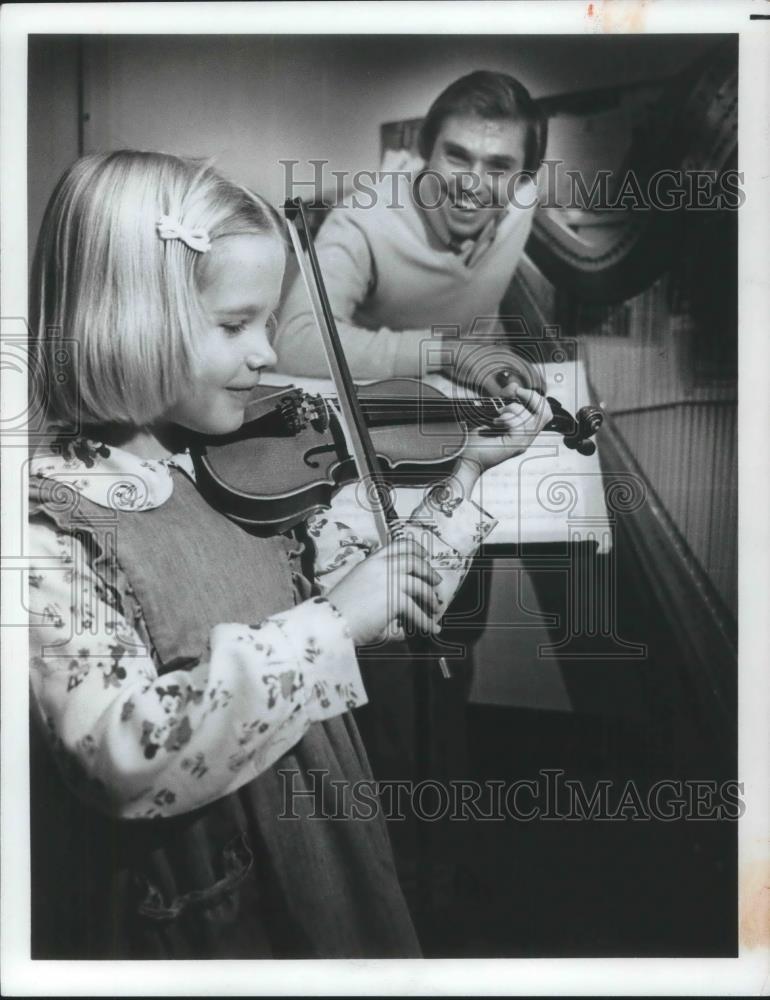 1980 Press Photo Scene from Catch A Rising Star Canadian TV Variety Series - Historic Images