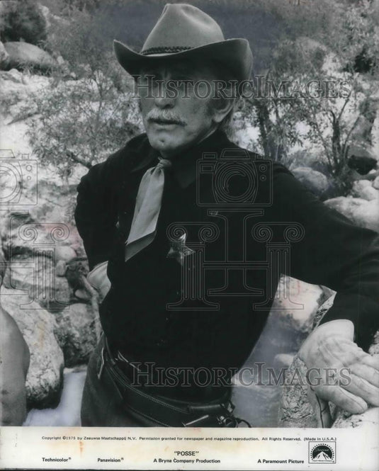 1975 Press Photo Kirk Douglas in Posse - cvp03800 - Historic Images