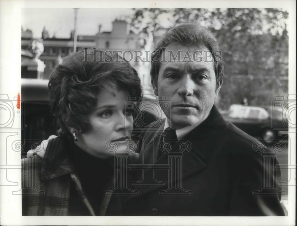 1972 Press Photo Polly Bergen and Paul Burke in An Echo of Theresa - cvp02103 - Historic Images