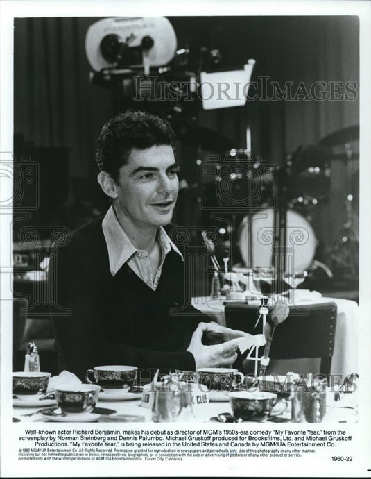1972 Press Photo Richard Benjamin Director of My Favorite Year - cvp01402 - Historic Images