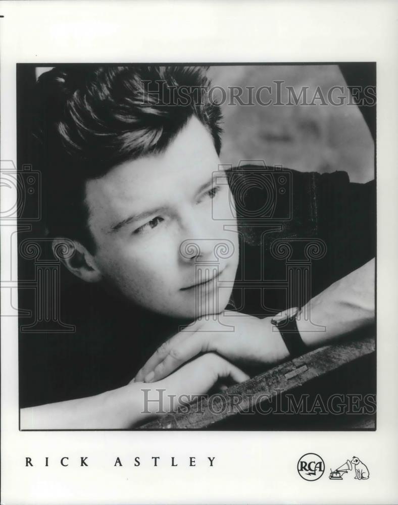1987 Press Photo Rick Astley Pop Singer Songwriter Musician Radio Personality - Historic Images
