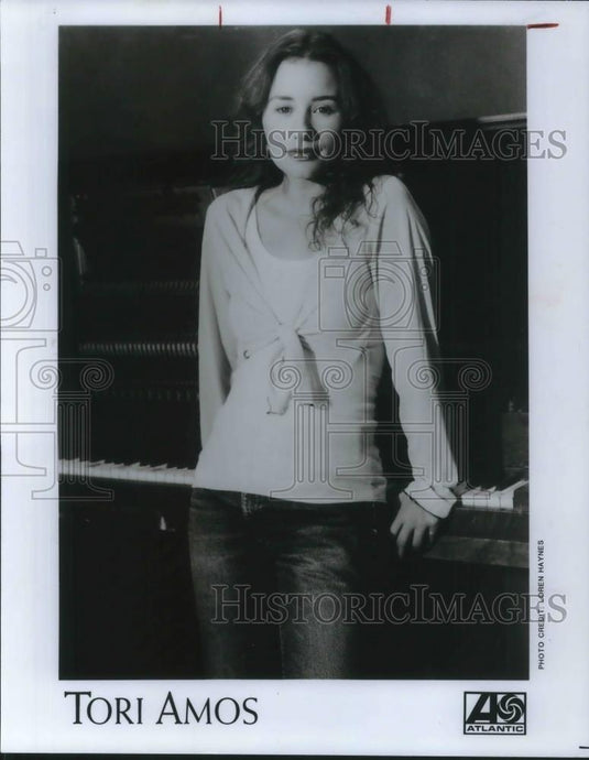 1994 Press Photo eight-time Grammy Award-nominated American singer-songwriter, - Historic Images