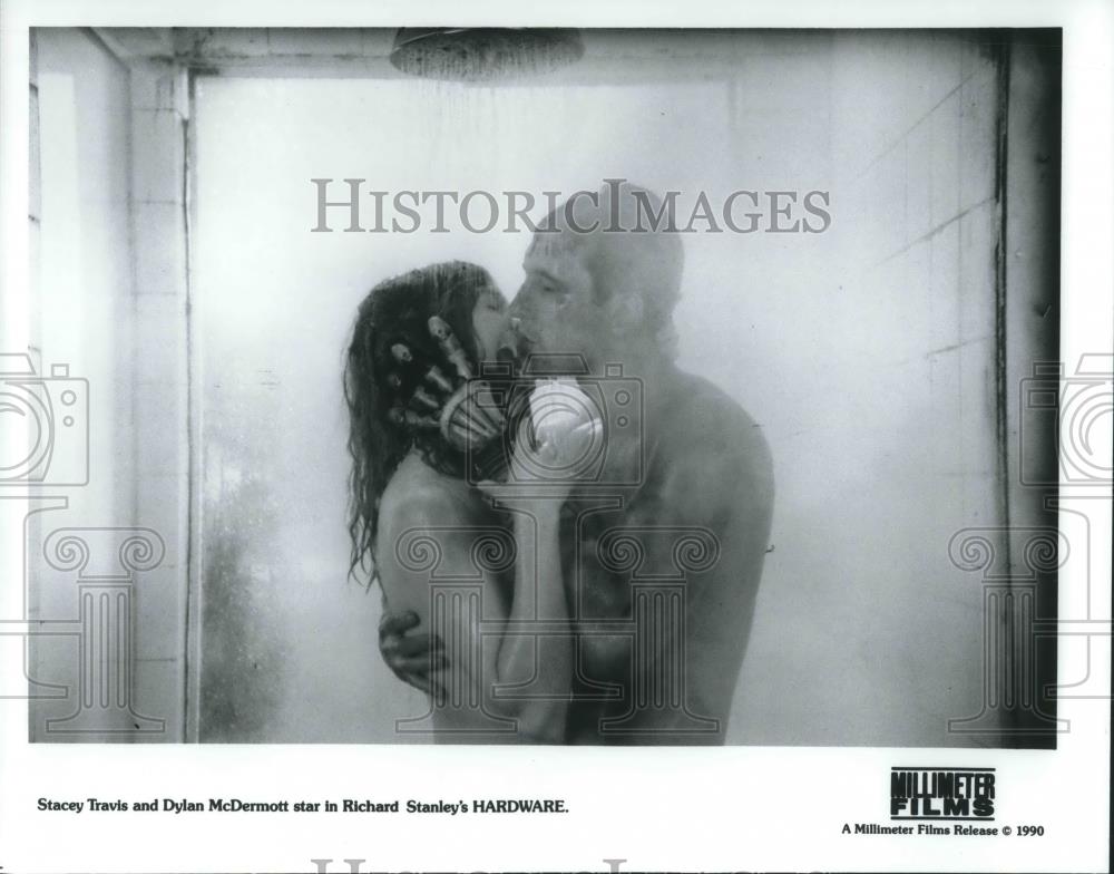 1991 Press Photo Stacey Travis &amp; Dylan McDermott in Hardware - cvp08970 - Historic Images