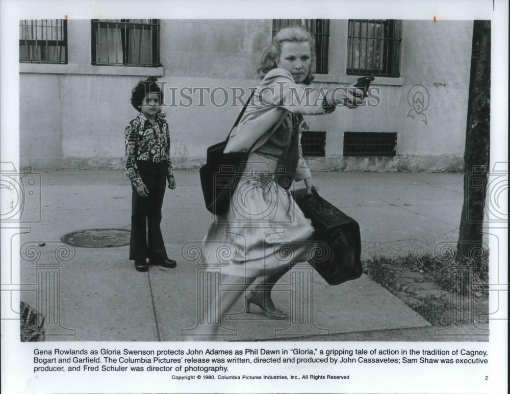1980 Press Photo Gena Rowlands & John Adames in Gloria - cvp09434 - Historic Images