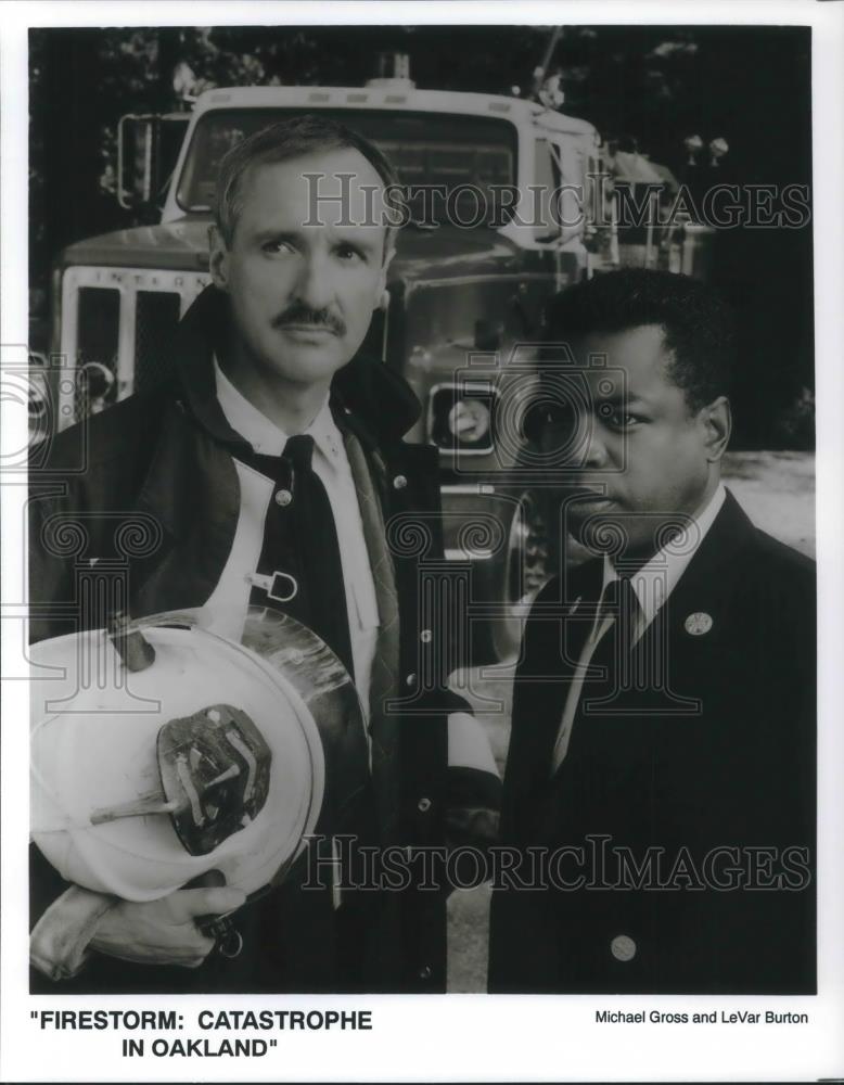 Press Photo Michael Gross and LeVar Burton in Firestorm Catastrophe in Oakland - Historic Images