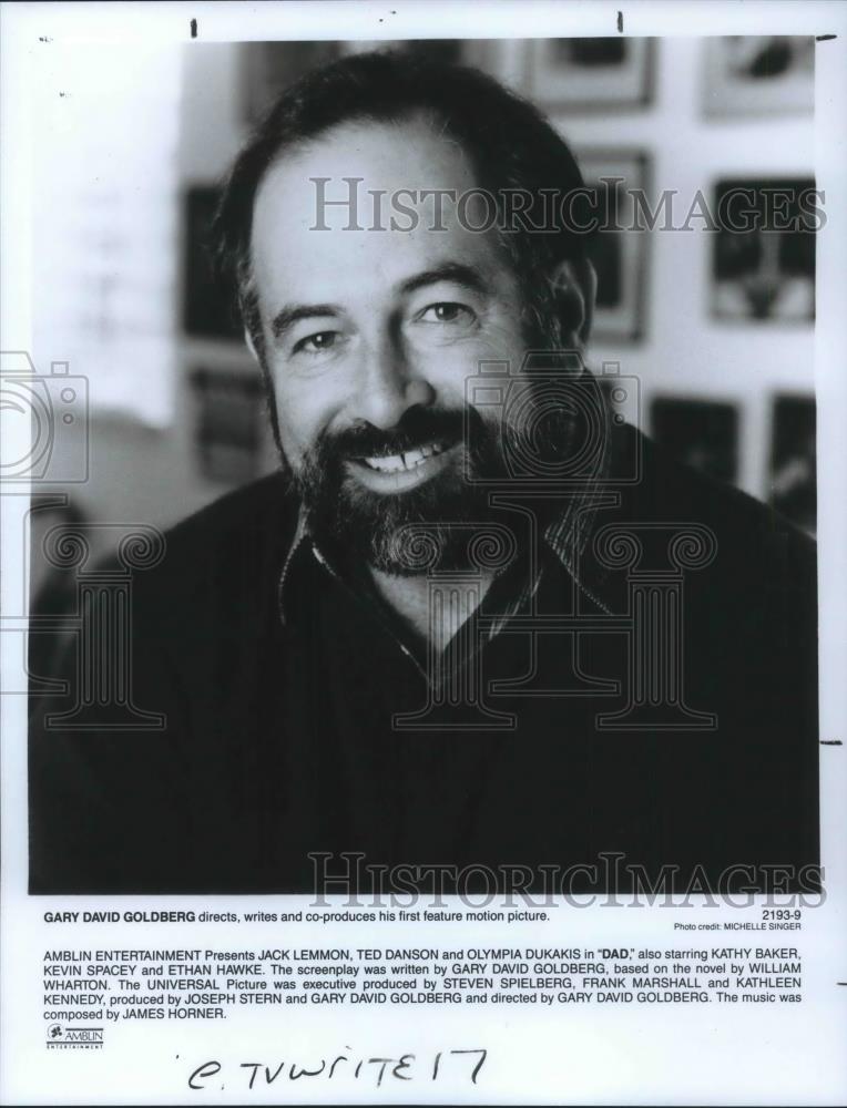 1989 Press Photo Gary David Goldberg Director & Writer of Dad - cvp14235 - Historic Images