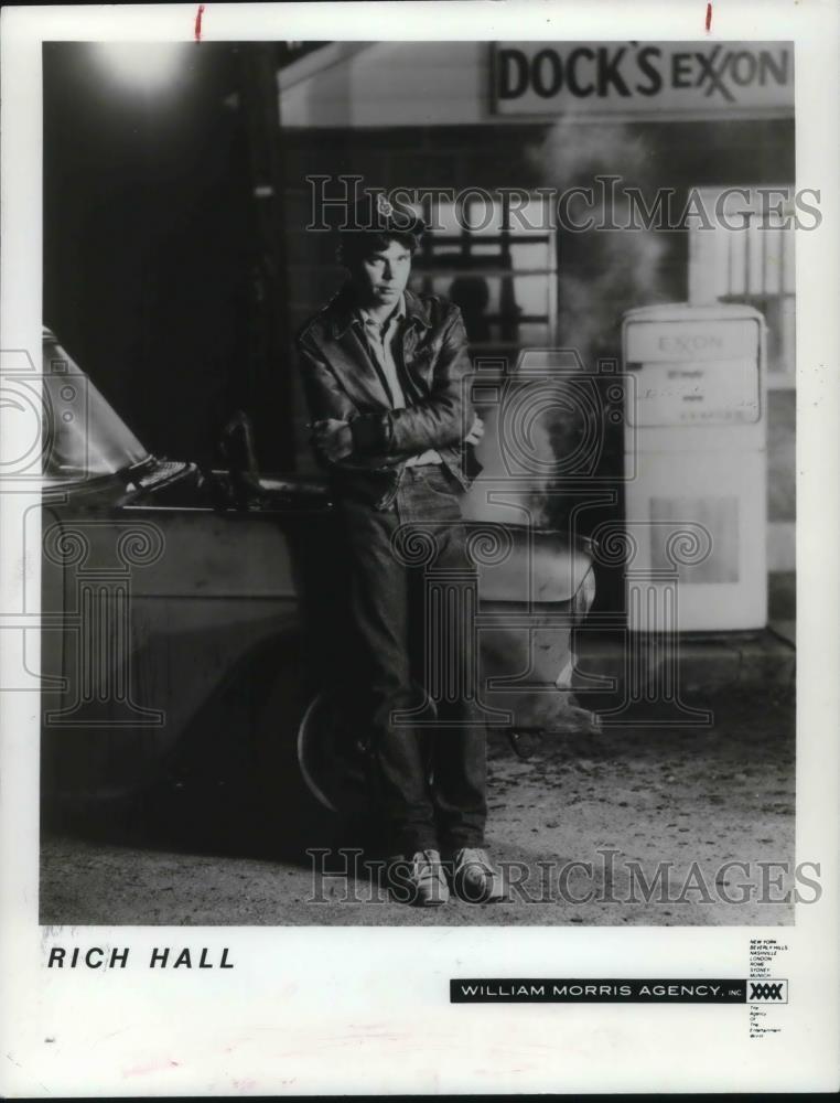 1986 Press Photo Rich Hall - cvp17270 - Historic Images