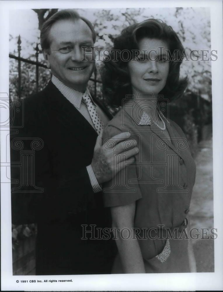 1991 Press Photo George Grizzard and Stephanie Zimbalist star on Caroline? - Historic Images