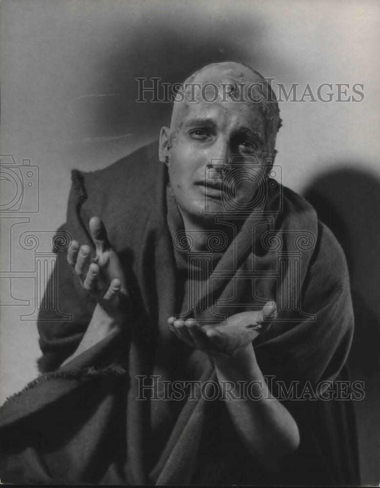 1965 Press Photo Alan Alda in the Job - cvp14037 - Historic Images