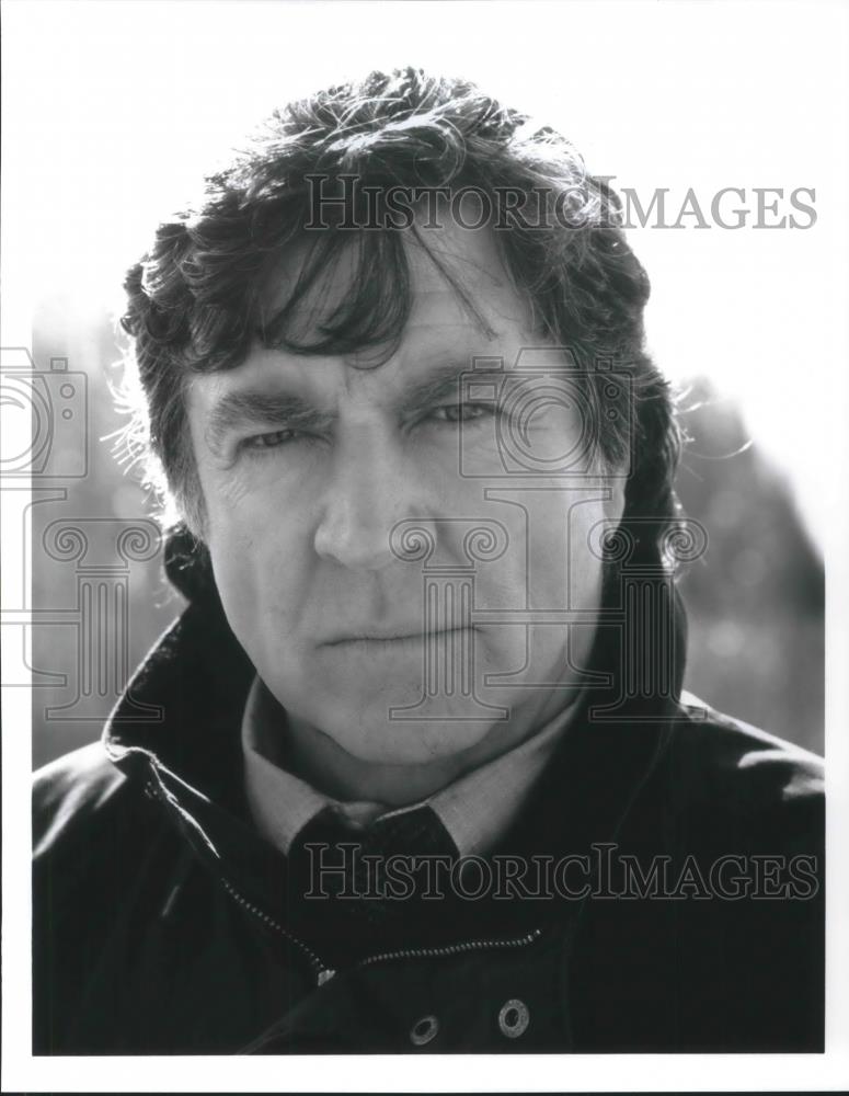 1998 Press Photo Alan Bates in Nicholas&#39;s Gift - cvp05048 - Historic Images