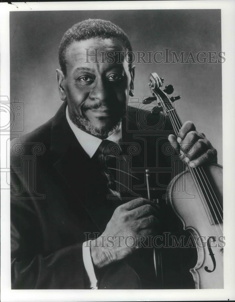 Press Photo Bernie Charles Violinist - cvp07282 - Historic Images