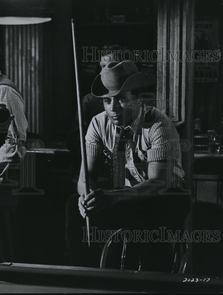 1970 Press Photo Robert Blake in Tell Them Willie Boy is Here - cvp00594 - Historic Images