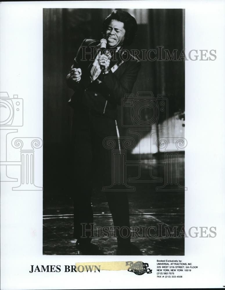 1992 Press Photo James Brown Soul Singer Songwriter Musician Bandleader - Historic Images