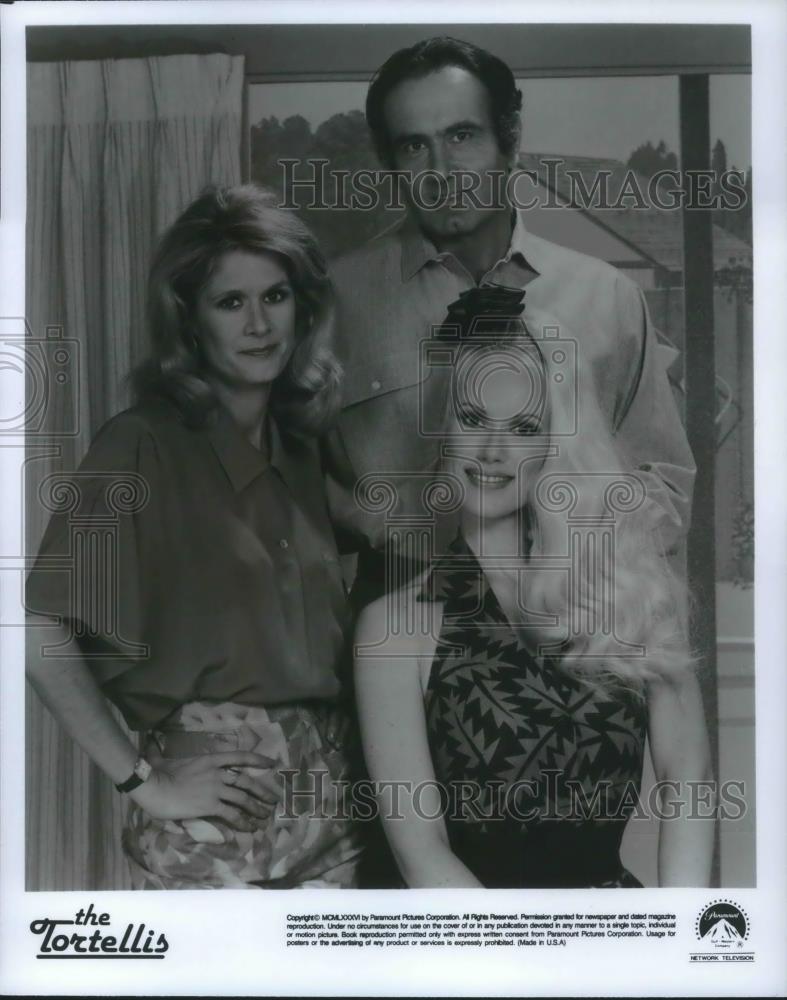 1986 Press Photo Jean Kasem Clare Watkins Dan Hedaya in The Tortellis - Historic Images