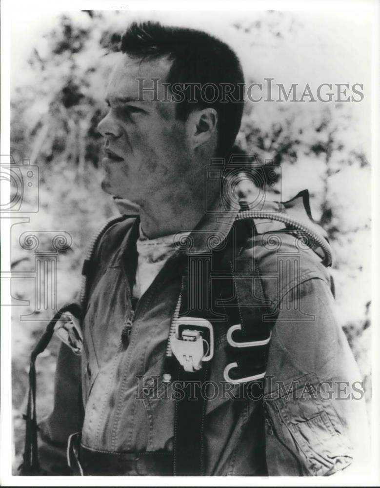 1992 Press Photo John Shelton portrays U.S. Air Force Col. Charles Shelton - Historic Images