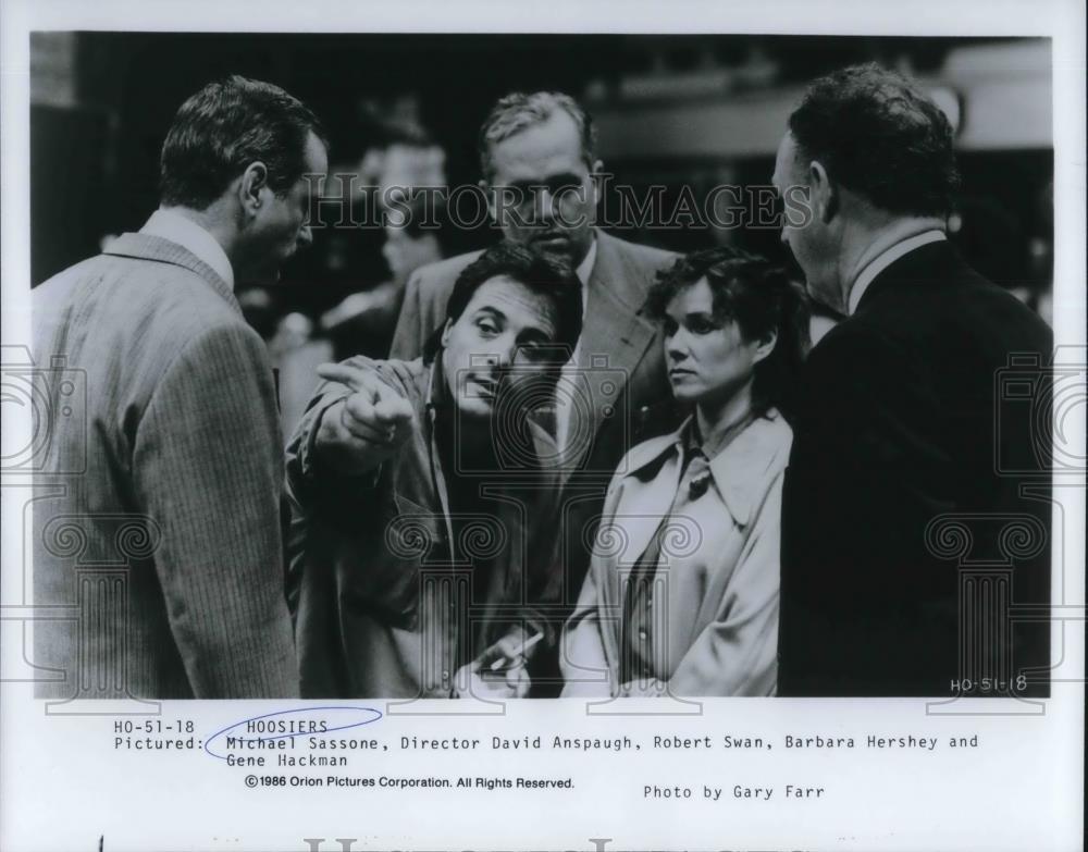 1986 Press Photo Director David Anspaugh, Michael Sassone of Hoosiers ...