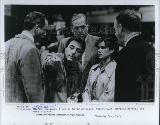 1986 Press Photo Director David Anspaugh, Michael Sassone of Hoosiers - Historic Images
