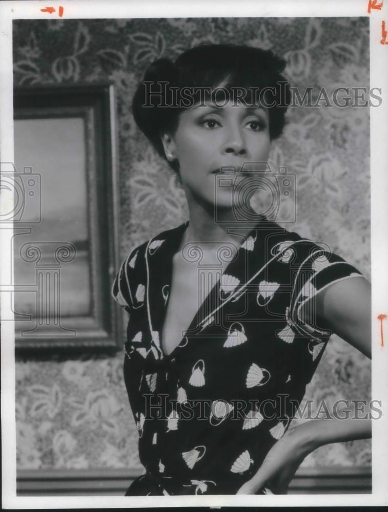 1981 Press Photo Diahann Carroll in Roots - cvp07777 - Historic Images