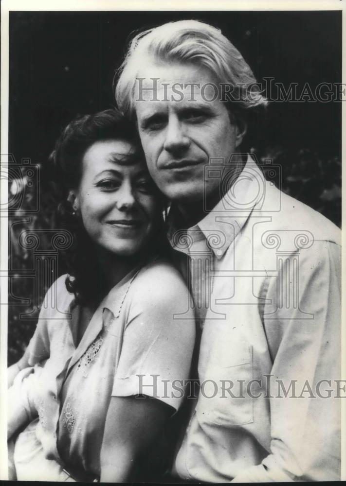 1990 Press Photo Ed Begley Jr. Jenny Agutter Not A Penny More Not A Penny Less - Historic Images