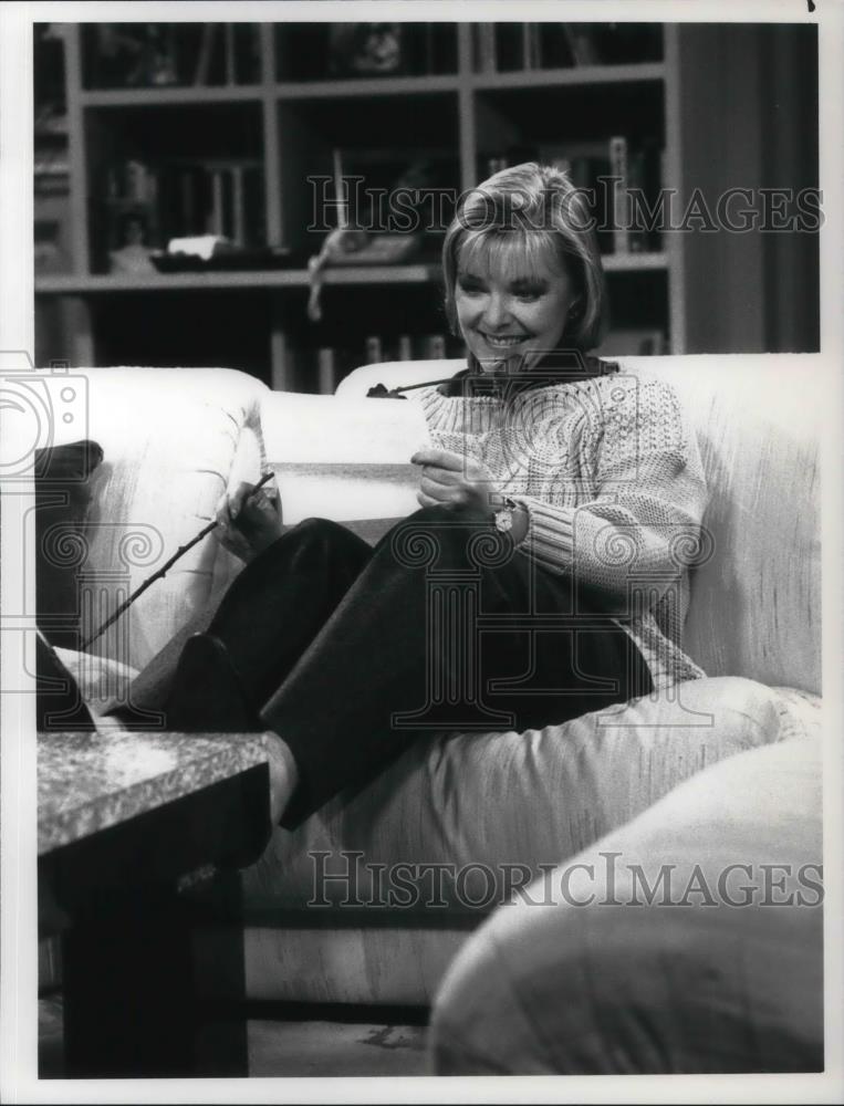 1990 Press Photo Jane Curtain, Stephen Collins in Working Out - cvp19555 - Historic Images