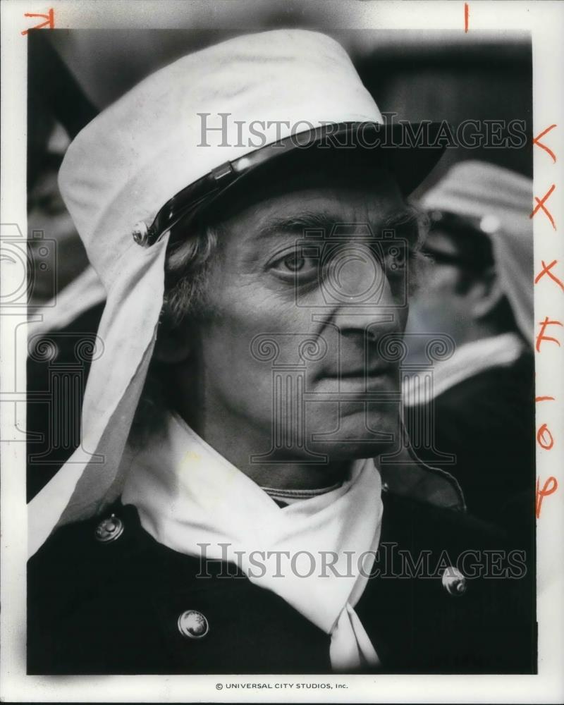 1977 Press Photo Marty Feldman in The Last Remake of Beau Geste - cvp18083 - Historic Images
