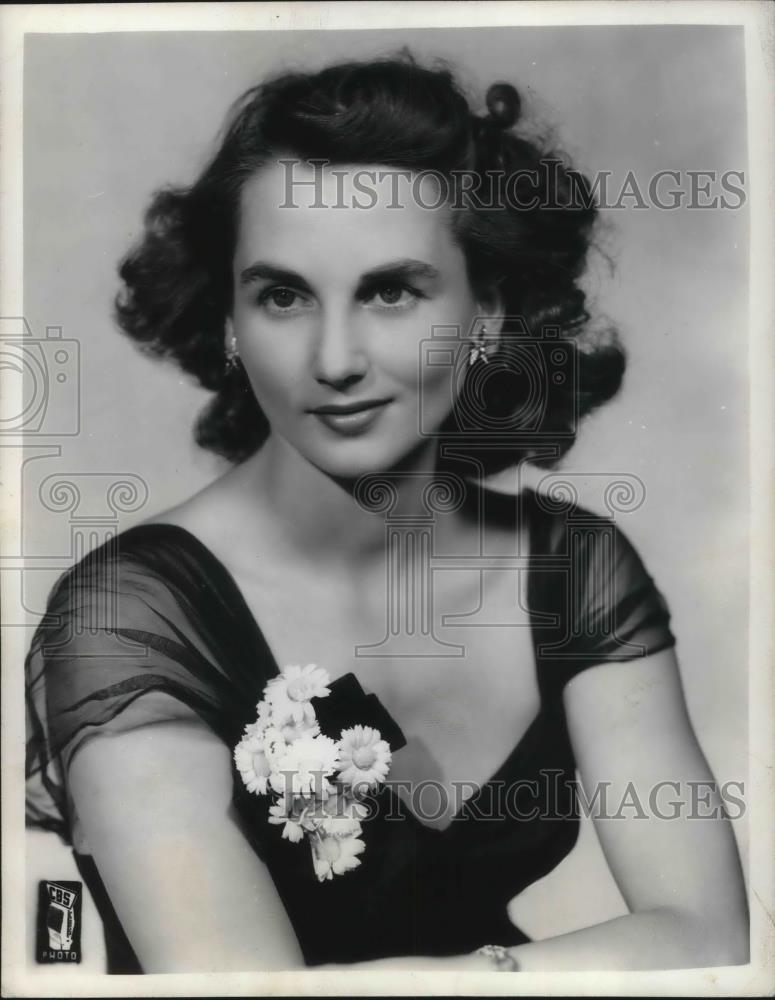 1942 Press Photo Joy Hathaway in Amanda of Honeymoon Hill - cvp16524 - Historic Images