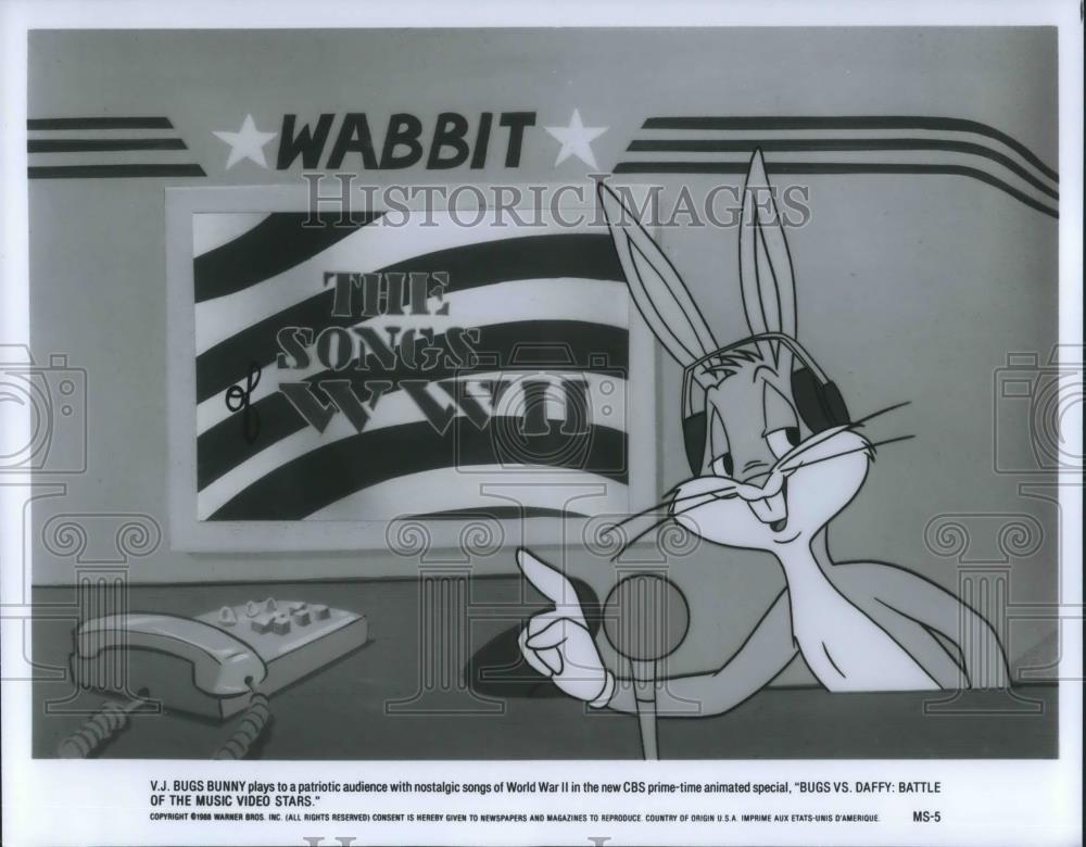 1988 Press Photo Bugs Bunny in Bugs vs. Daffy: Battle of the Music Video Stars - Historic Images